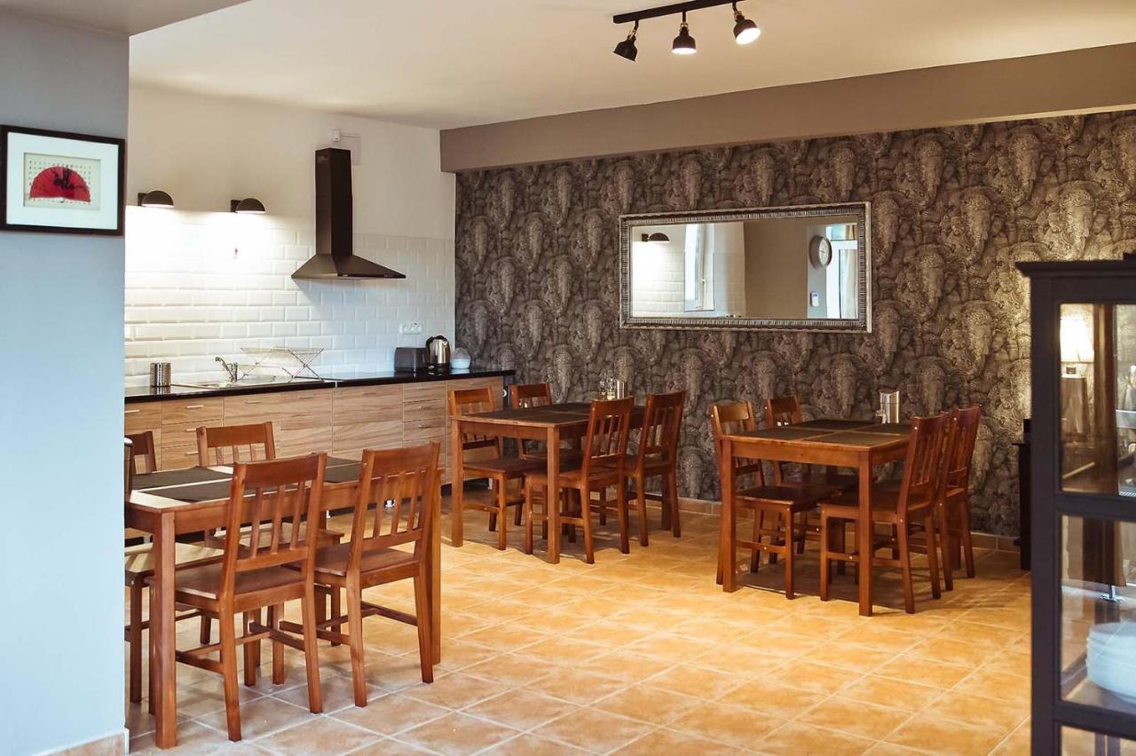 Koi Apartman Balatonalmádi Extérieur photo