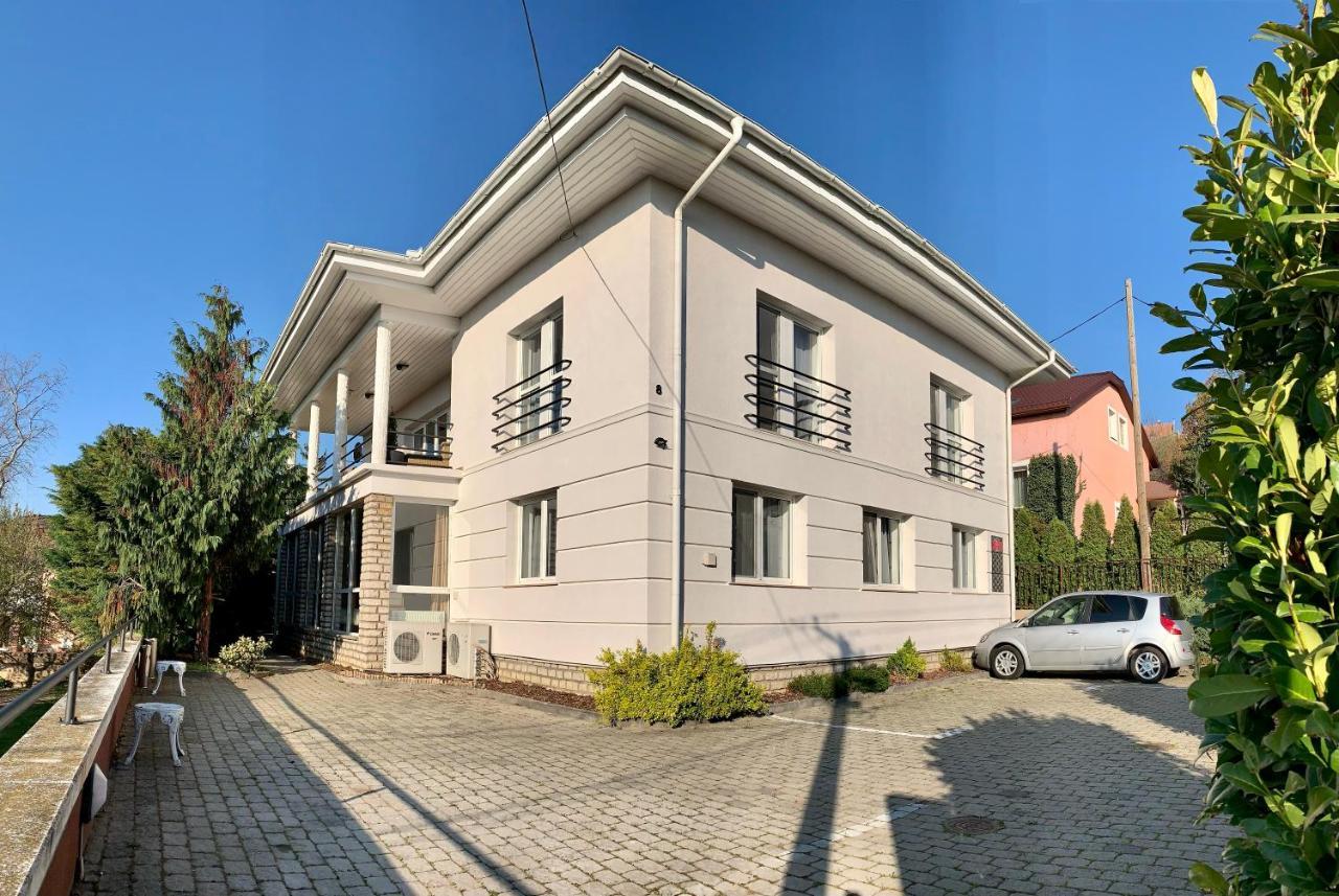 Koi Apartman Balatonalmádi Extérieur photo