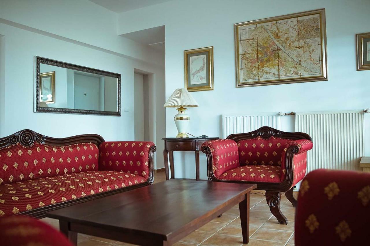 Koi Apartman Balatonalmádi Extérieur photo